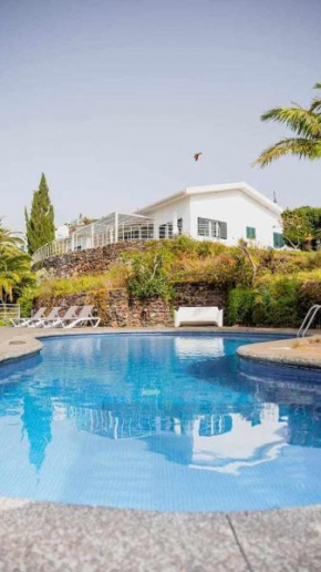 Vila da Falésia-With Pool and views